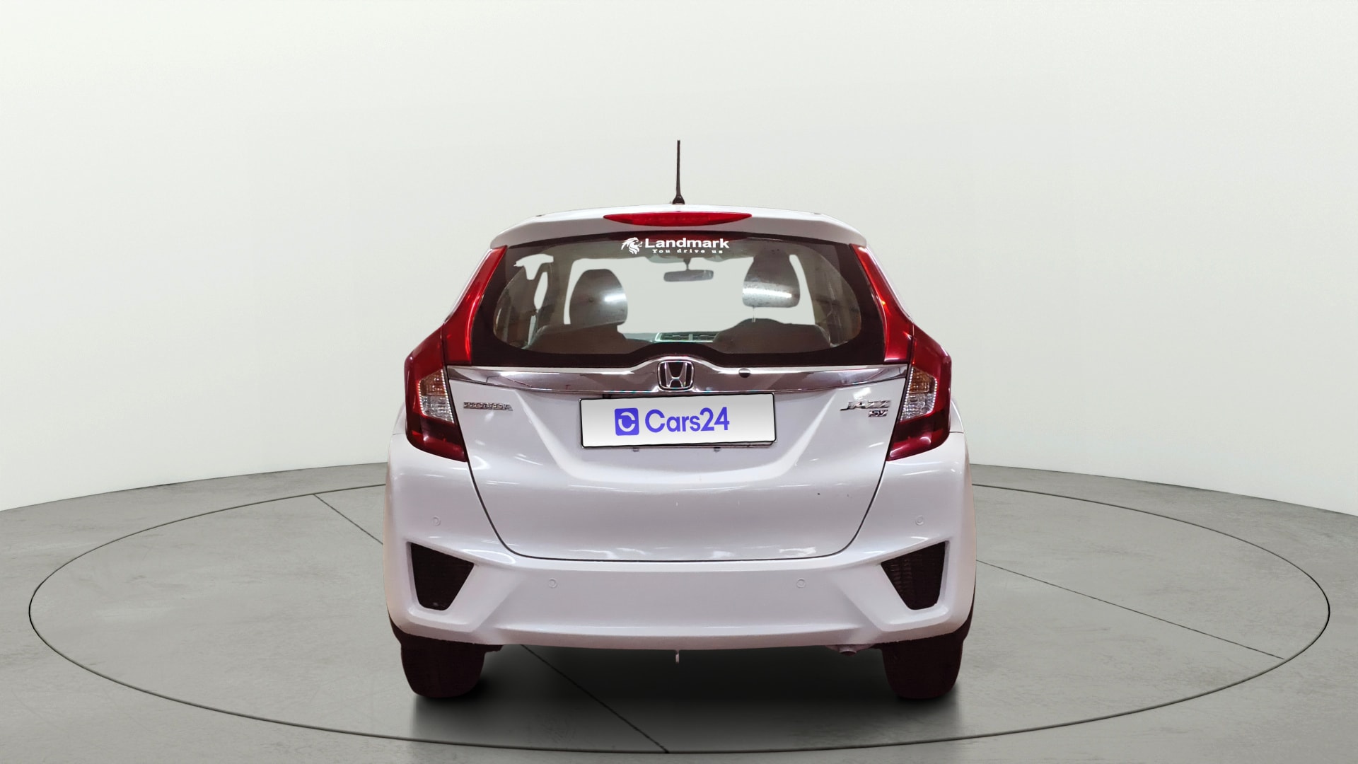 View 2016 Honda Jazz E MT Diesel Image 39 Used 2016 Honda Jazz E MT Diesel Image 39