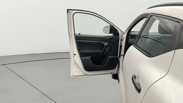 View Renault Kiger Image 31 Used Renault Kiger Image 31