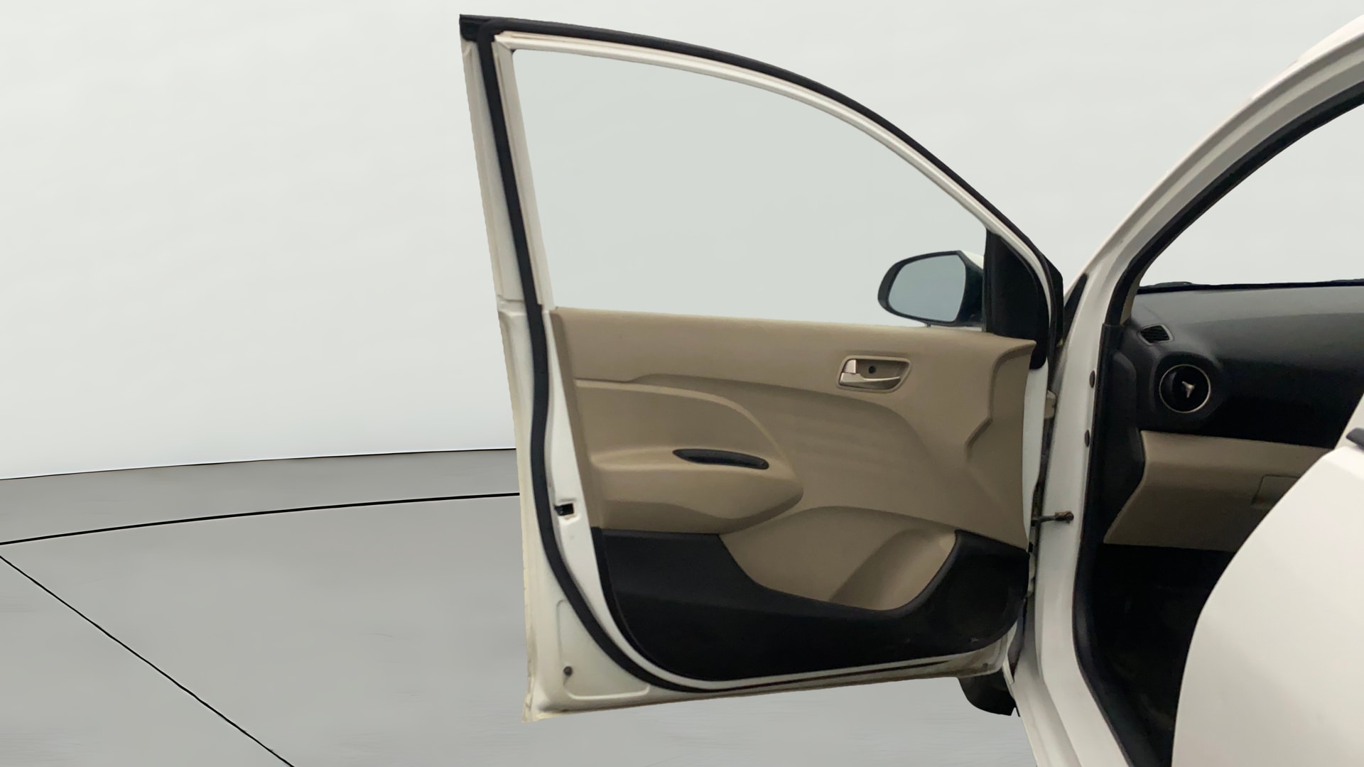 View 2019 Hyundai New Santro D-Lite Petrol Image 32 Used 2019 Hyundai New Santro D-Lite Petrol Image 32