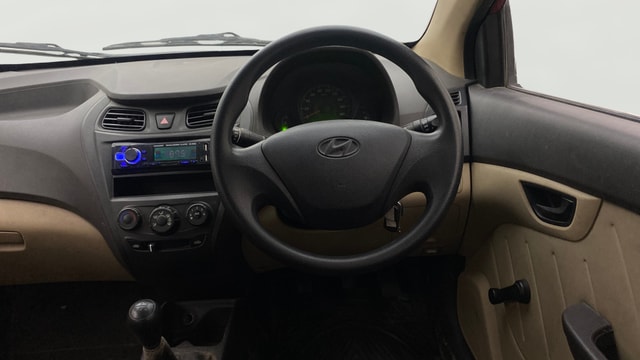 View Hyundai EON Image 20 Used Hyundai EON Image 20