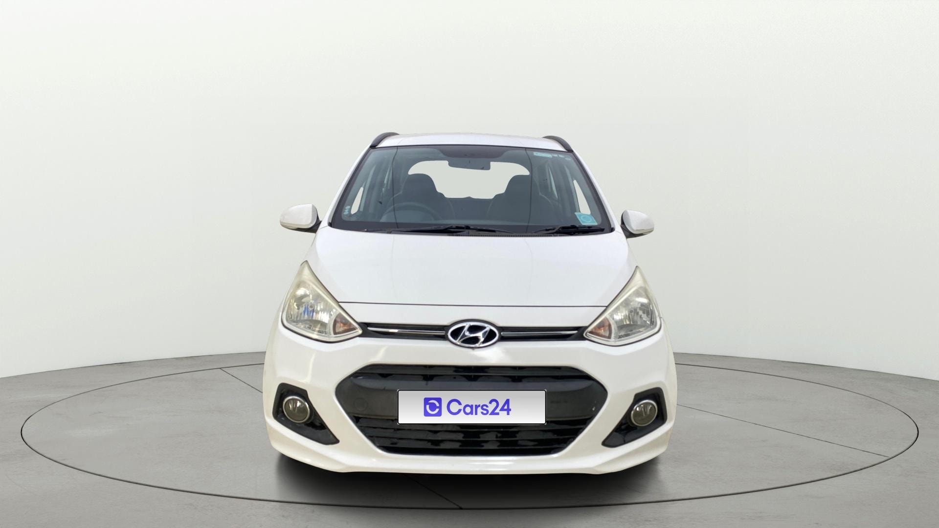 View 2015 Hyundai Grand i10 Sportz 1.2 Kappa Image 1 Used 2015 Hyundai Grand i10 Sportz 1.2 Kappa Image 1