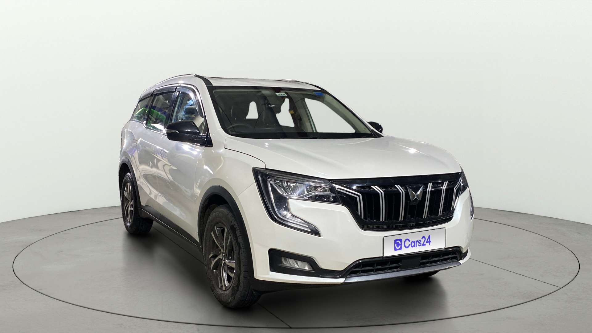 Used 2022 Mahindra XUV700 Used 2022 Mahindra XUV700