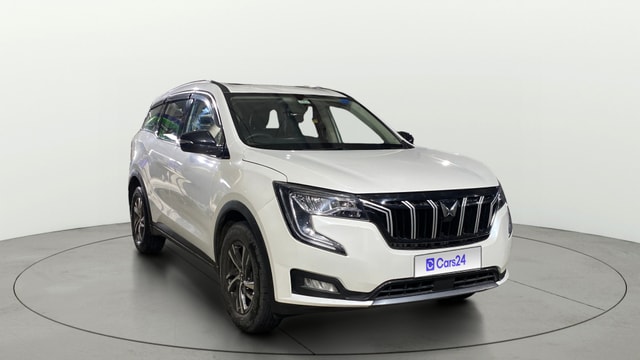 View Mahindra XUV700 Image 22 Used Mahindra XUV700 Image 22