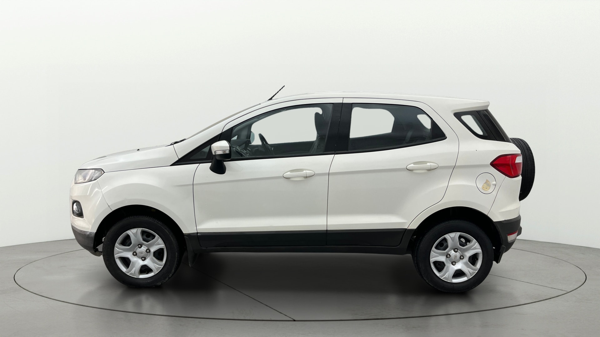 View 2015 Ford EcoSport 1.5 TDCi Diesel Ambiente BS IV Image 5 Used 2015 Ford EcoSport 1.5 TDCi Diesel Ambiente BS IV Image 5