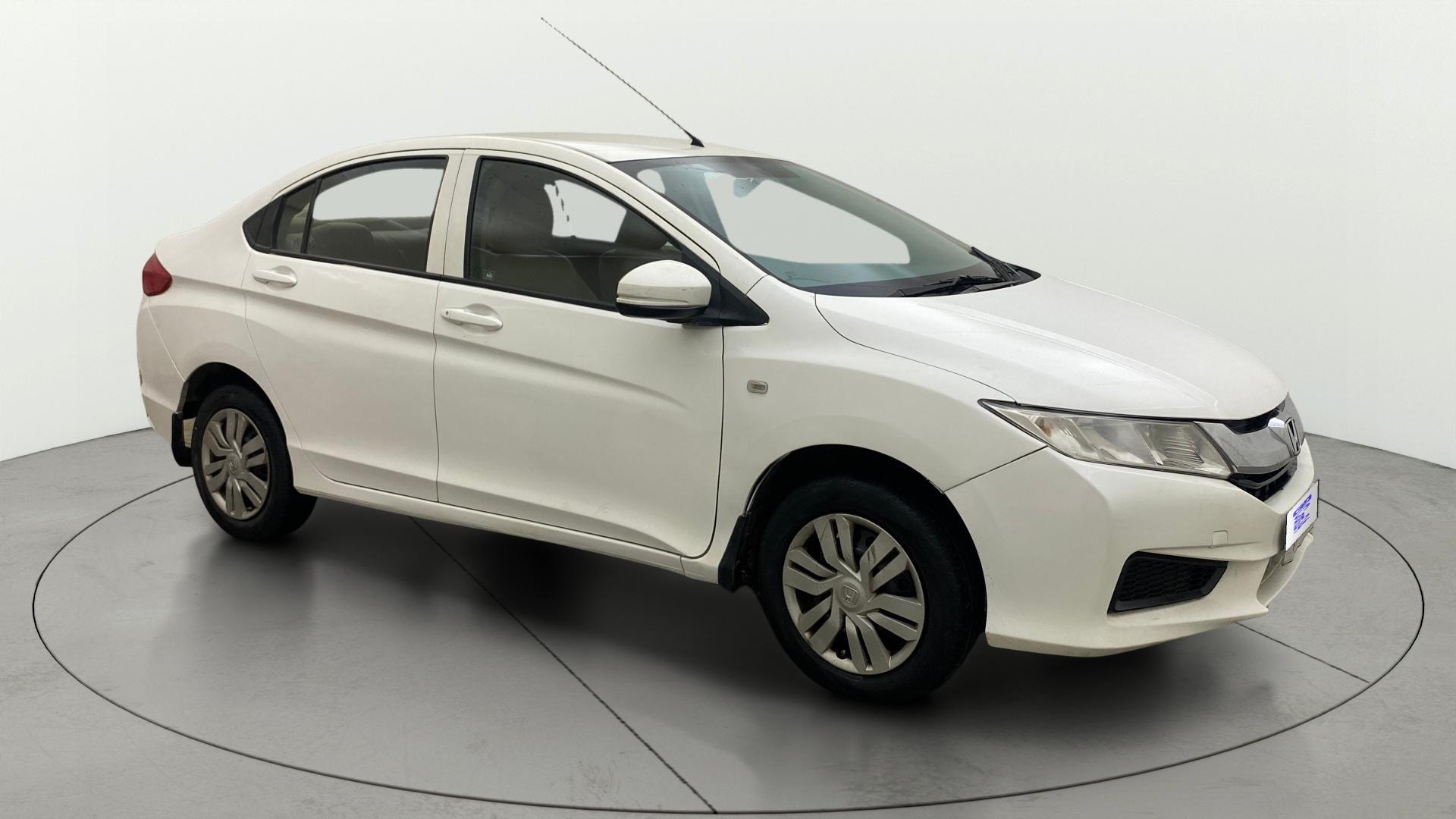 View 2015 Honda City ZX MT Diesel Anniversary Edition Image 21 Used 2015 Honda City ZX MT Diesel Anniversary Edition Image 21