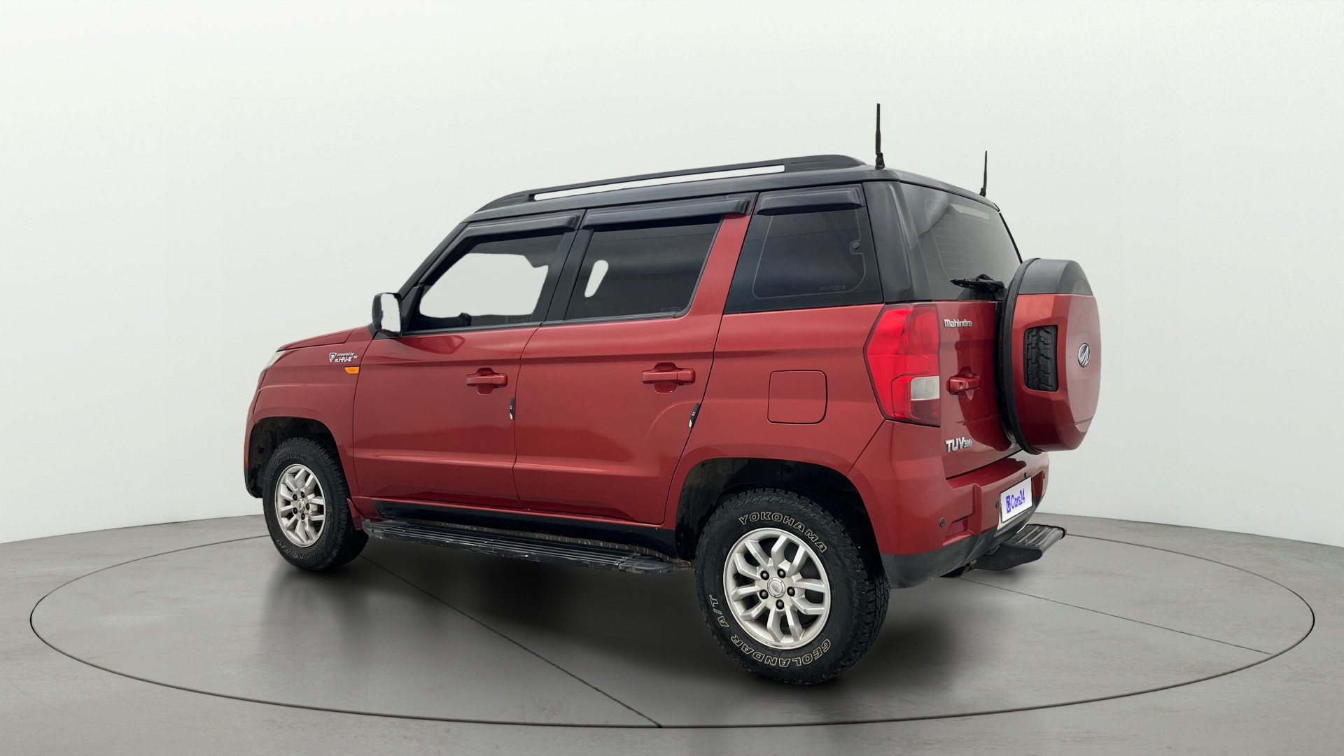 View 2017 Mahindra TUV300 T10 100HP Image 2 Used 2017 Mahindra TUV300 T10 100HP Image 2