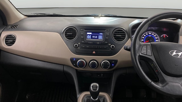 View Hyundai Grand i10 Image 17 Used Hyundai Grand i10 Image 17