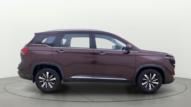 View MG Hector Plus Image 29 Used MG Hector Plus Image 29