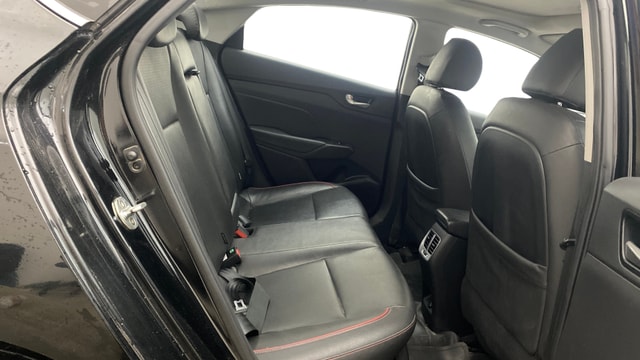 View Hyundai Verna Image 31 Used Hyundai Verna Image 31