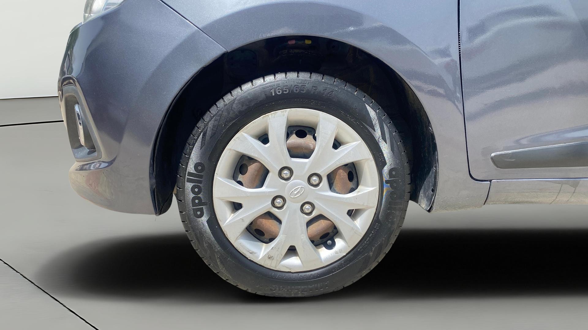 View 2016 Hyundai Grand i10 Sportz 1.2 Kappa Image 27 Used 2016 Hyundai Grand i10 Sportz 1.2 Kappa Image 27