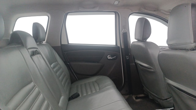 View Renault Duster Image 29 Used Renault Duster Image 29