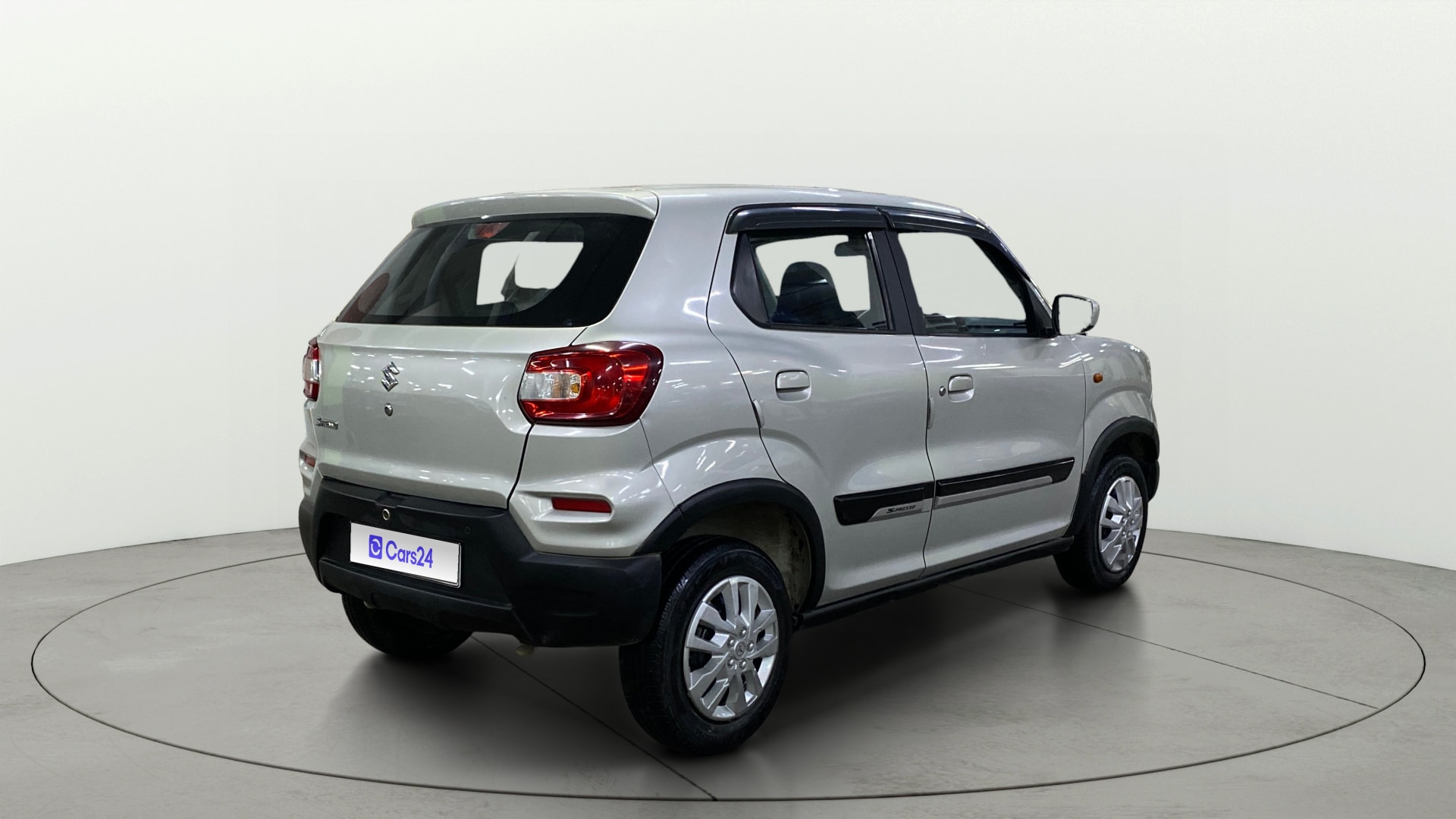 View 2021 Maruti Suzuki 1000 Base Variant Image 46 Used 2021 Maruti Suzuki 1000 Base Variant Image 46