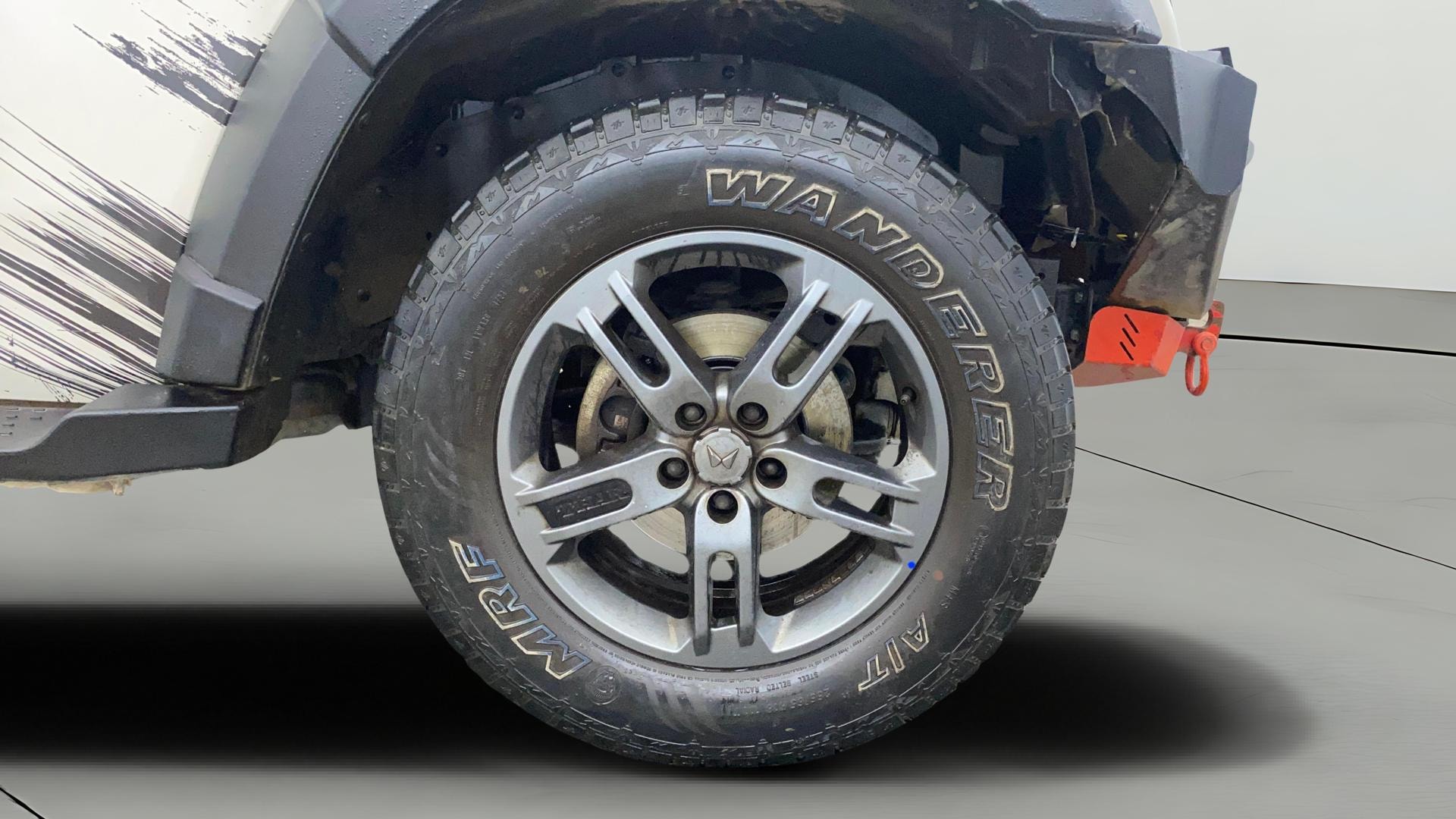 View 2024 Mahindra Thar AX Standard Manual Soft Top 6 Seater Image 41 Used 2024 Mahindra Thar AX Standard Manual Soft Top 6 Seater Image 41