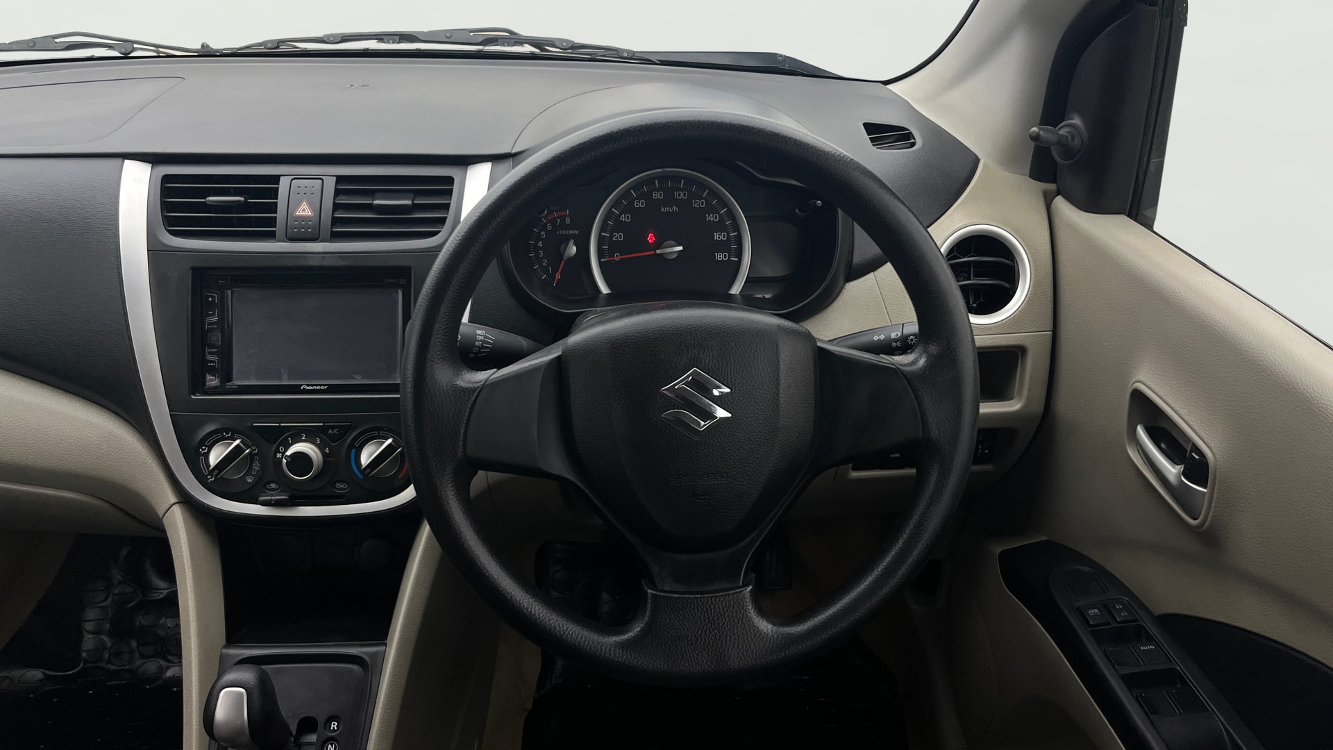 View 2016 Maruti Suzuki 1000 Base Variant Image 20 Used 2016 Maruti Suzuki 1000 Base Variant Image 20