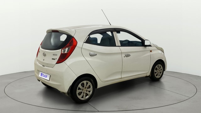 View Hyundai EON Image 41 Used Hyundai EON Image 41
