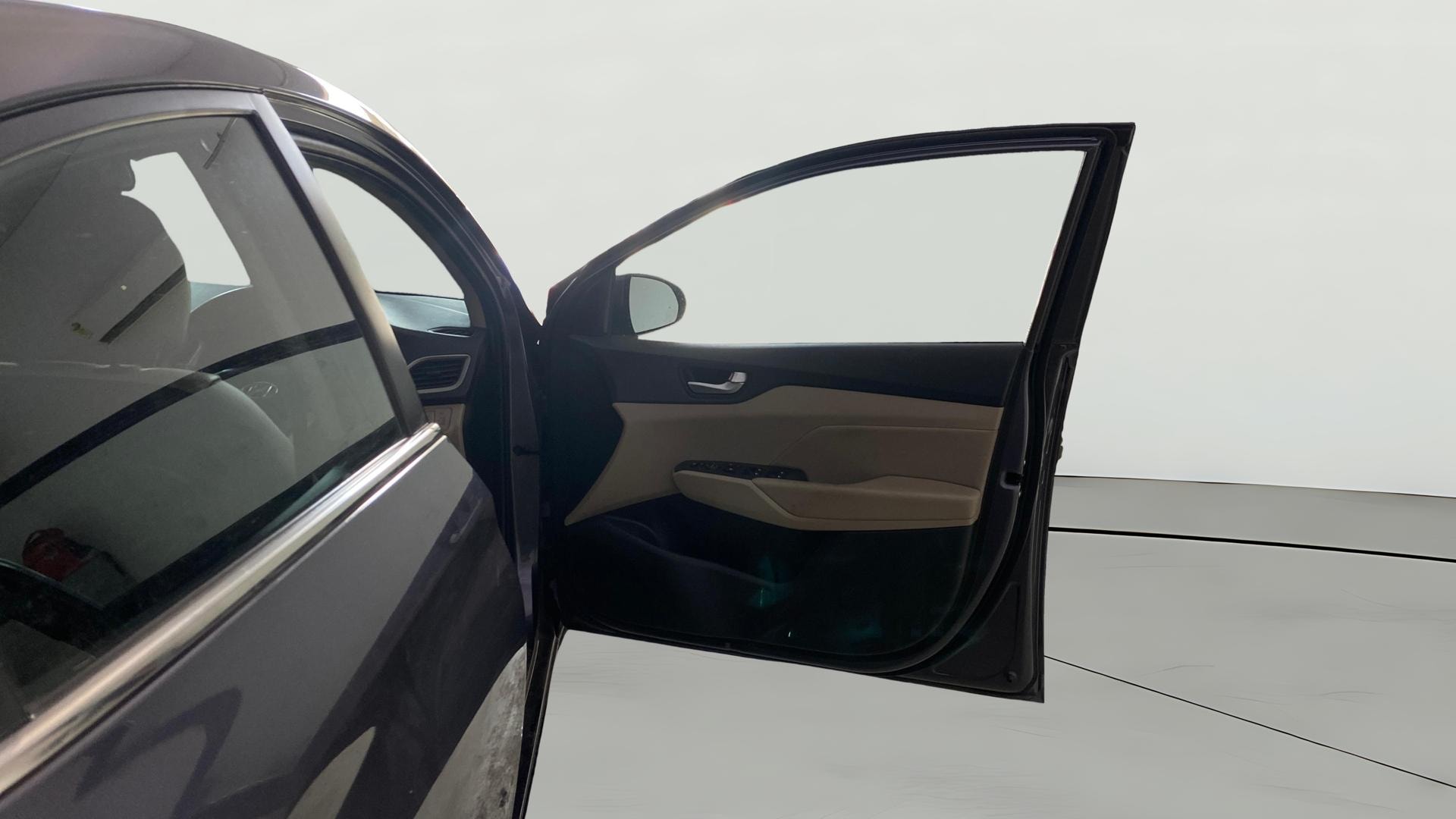 View 2019 Hyundai Verna 1.6 VTVT SX (O) Image 47 Used 2019 Hyundai Verna 1.6 VTVT SX (O) Image 47