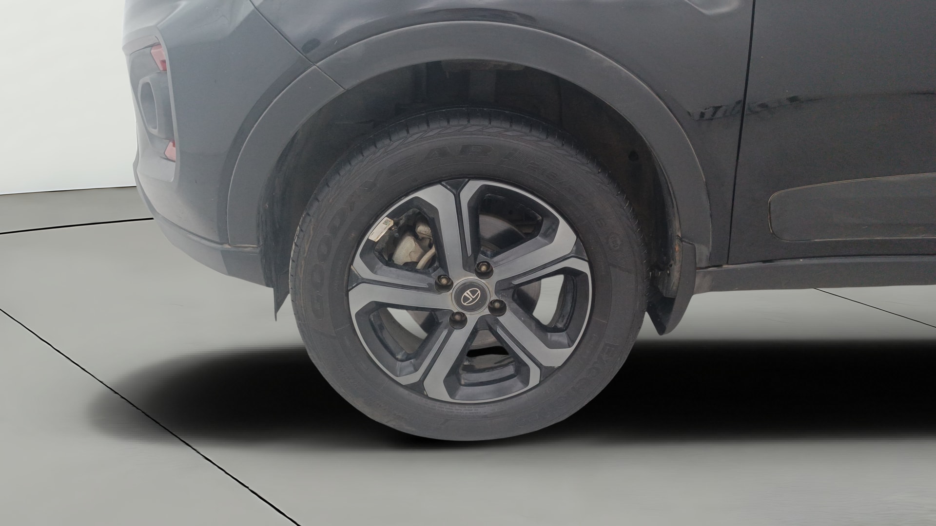 View 2023 Tata Nexon Revotron XE Image 29 Used 2023 Tata Nexon Revotron XE Image 29