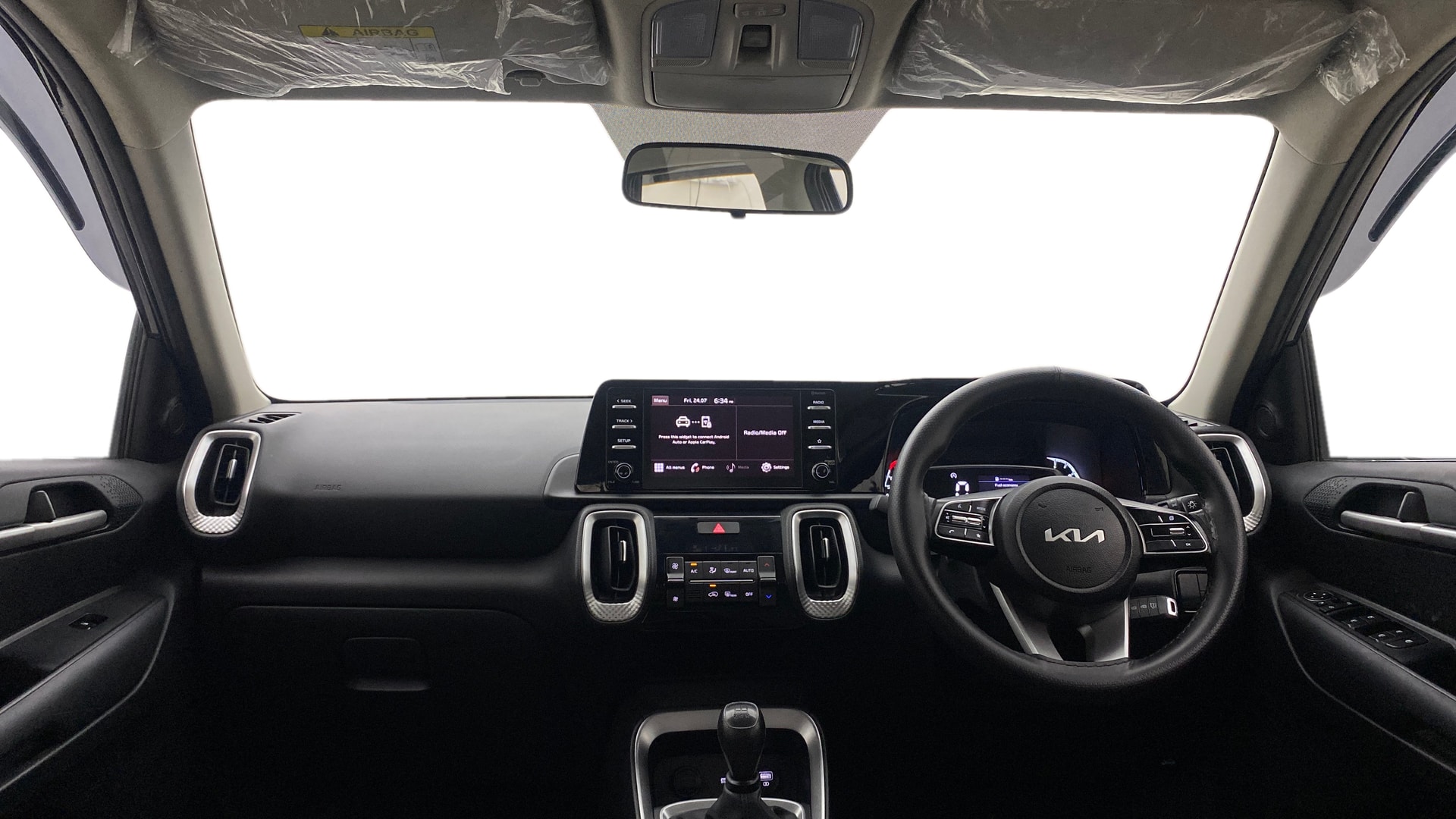 View 2023 Kia Sonet HTK Plus Petrol Image 15 Used 2023 Kia Sonet HTK Plus Petrol Image 15