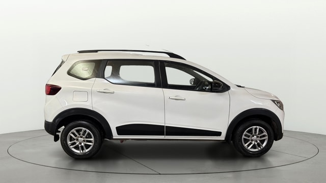 View Renault Triber Image 8 Used Renault Triber Image 8