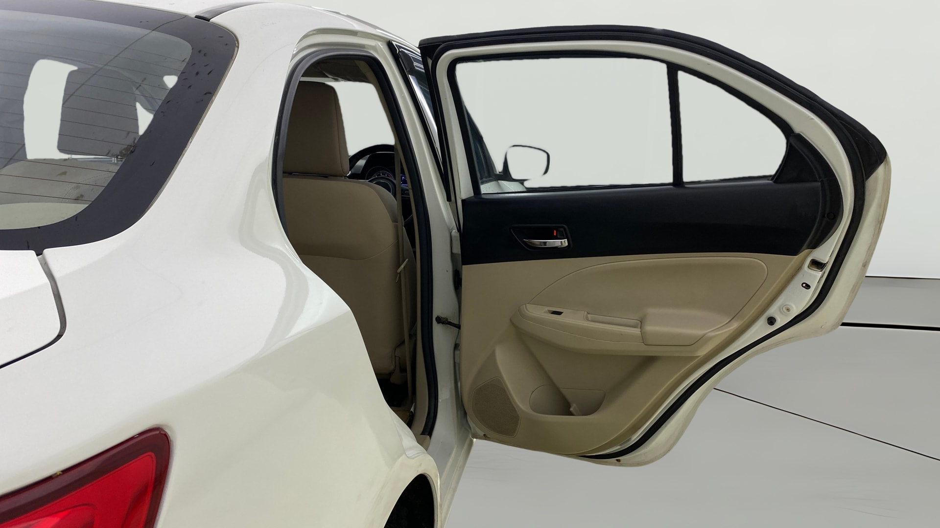 View 2021 Maruti Suzuki 1000 Base Variant Image 6 Used 2021 Maruti Suzuki 1000 Base Variant Image 6