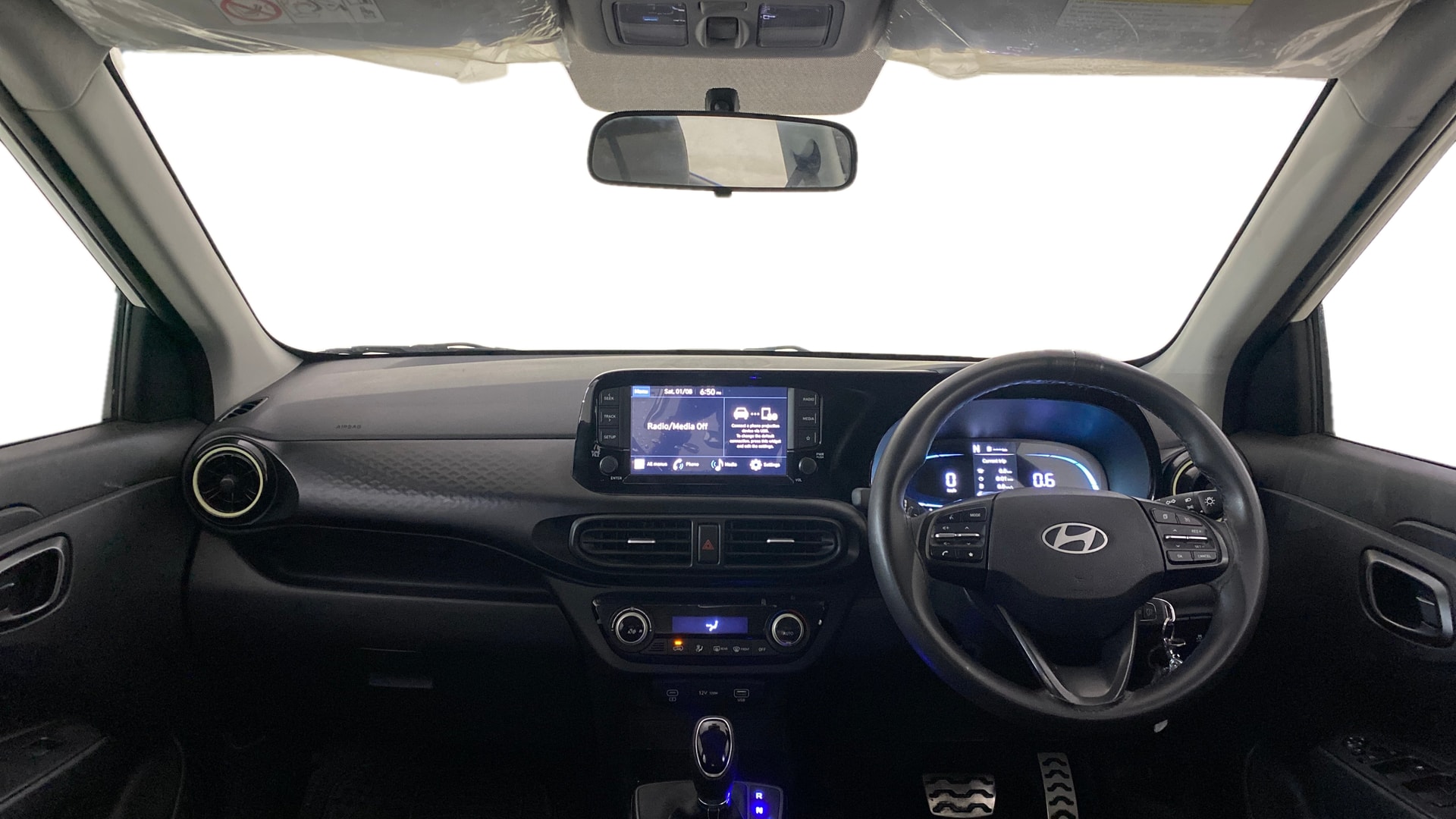 View 2024 Hyundai Exter 1.2 AMT Kappa SX Dual Tone Image 16 Used 2024 Hyundai Exter 1.2 AMT Kappa SX Dual Tone Image 16