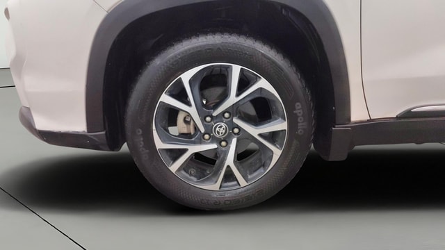 View Toyota Urban Cruiser Hyryder Image 29 Used Toyota Urban Cruiser Hyryder Image 29