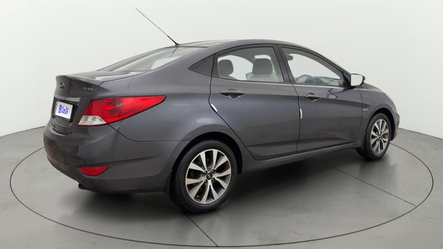 View Hyundai Fluidic Verna Image 42 Used Hyundai Fluidic Verna Image 42