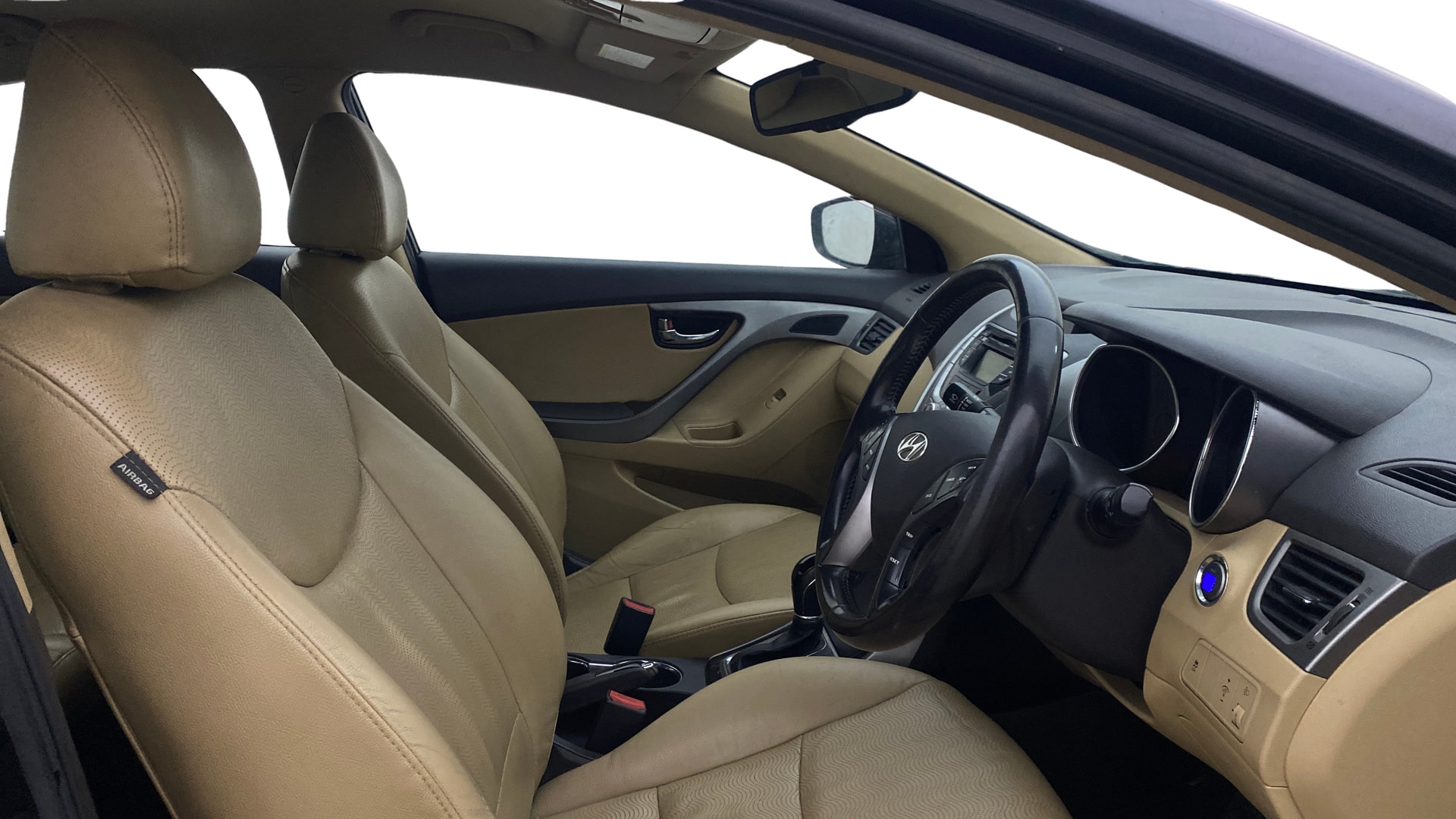 View 2014 Hyundai Elantra 1.6 CRDi S Image 18 Used 2014 Hyundai Elantra 1.6 CRDi S Image 18