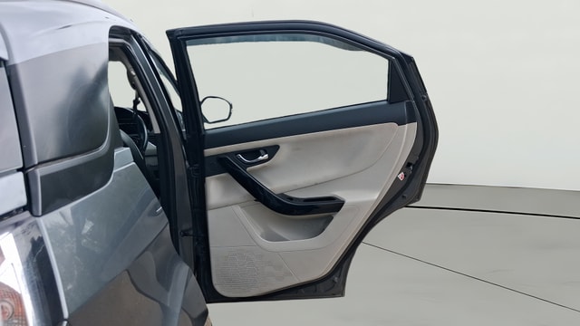 View Tata Nexon Image 6 Used Tata Nexon Image 6