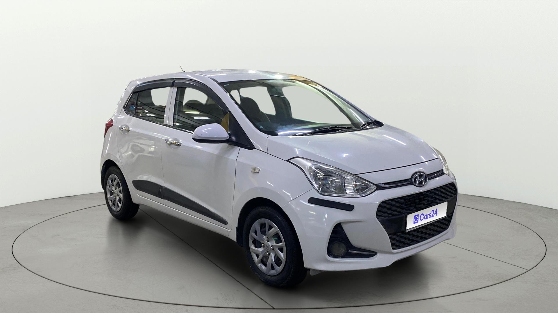 View 2017 Hyundai Grand i10 Sportz 1.2 Kappa Image 21 Used 2017 Hyundai Grand i10 Sportz 1.2 Kappa Image 21