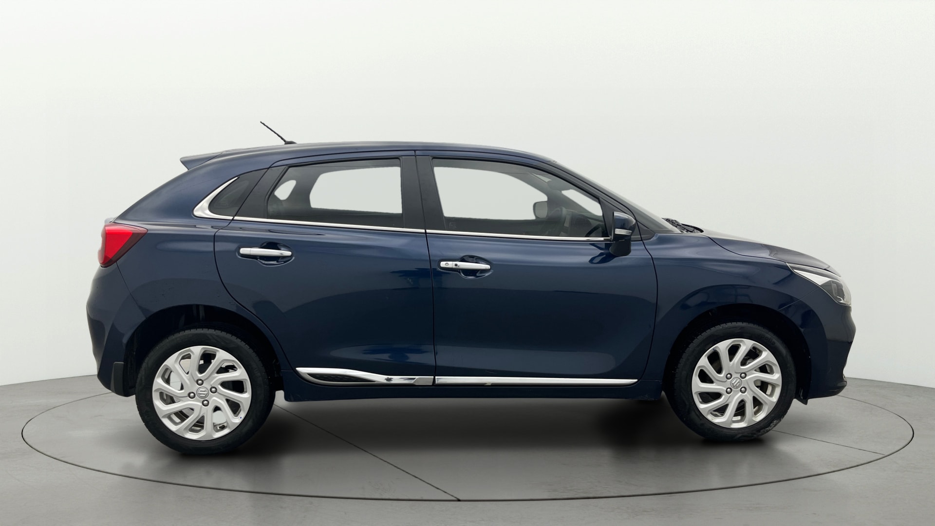 View 2024 Maruti Suzuki 1000 Base Variant Image 8 Used 2024 Maruti Suzuki 1000 Base Variant Image 8