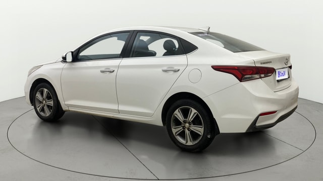 View Hyundai Verna Image 2 Used Hyundai Verna Image 2