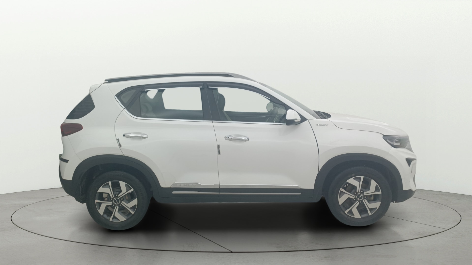 View 2023 Kia Sonet HTX DCT Petrol Image 27 Used 2023 Kia Sonet HTX DCT Petrol Image 27