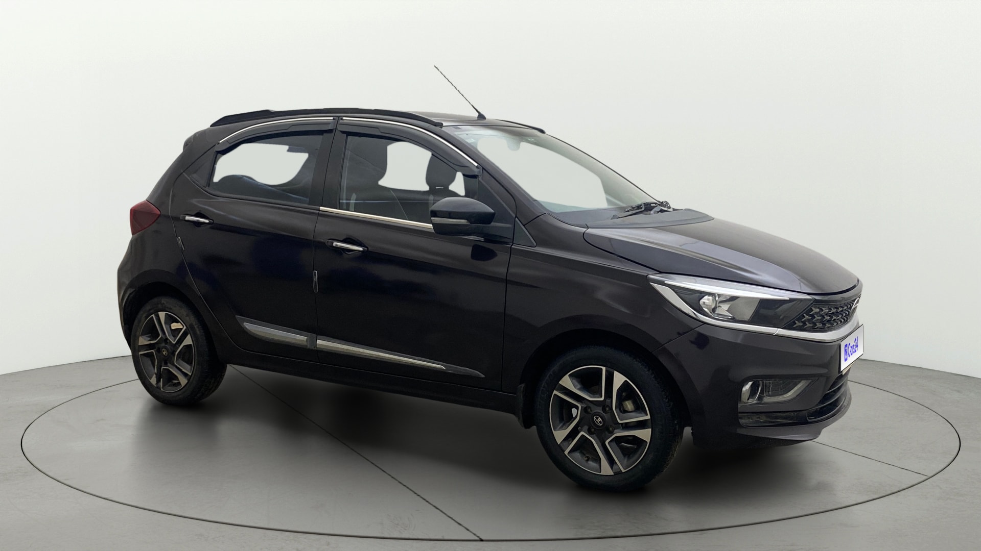 View 2022 Tata Tiago Revotorq XB Image 21 Used 2022 Tata Tiago Revotorq XB Image 21