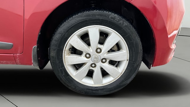 View Hyundai Xcent Image 41 Used Hyundai Xcent Image 41