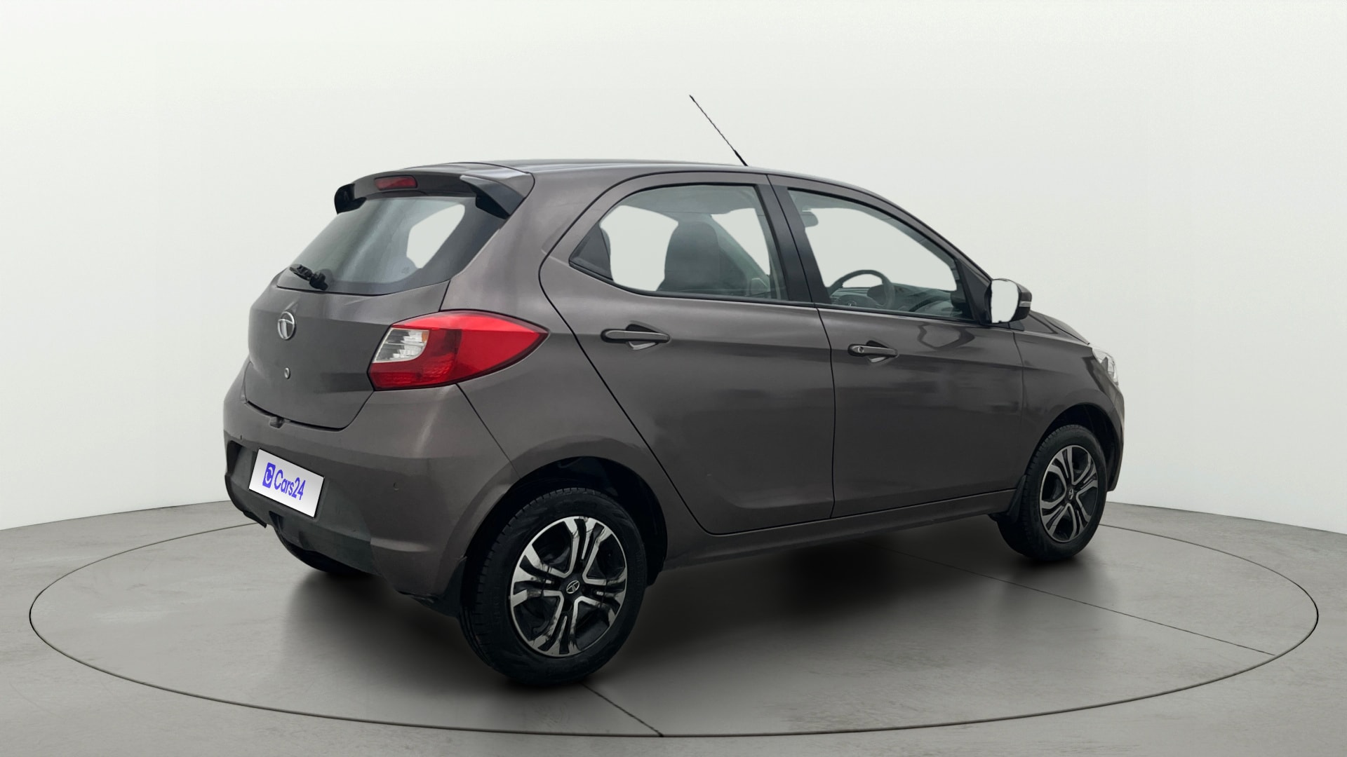 View 2019 Tata Tiago Revotorq XB Image 42 Used 2019 Tata Tiago Revotorq XB Image 42