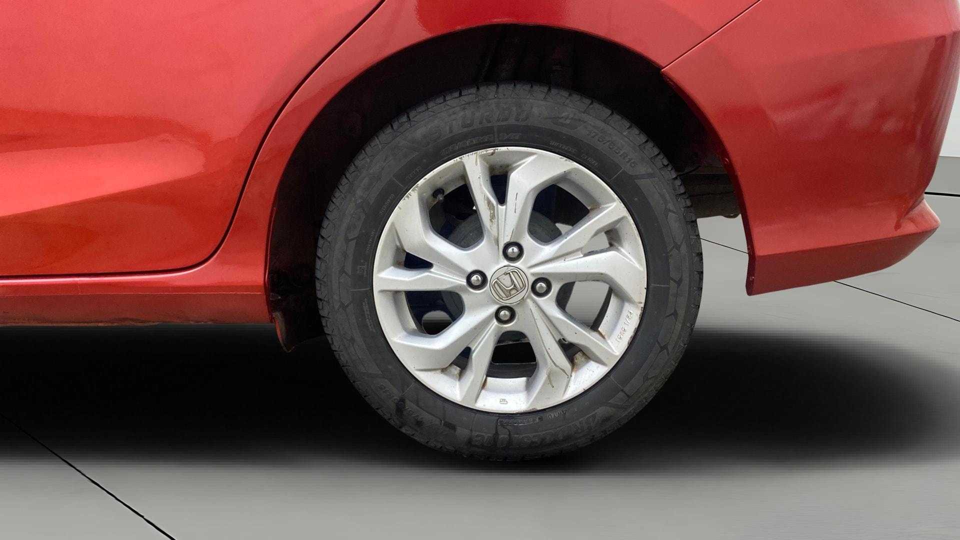 View 2019 Honda Amaze E MT Petrol BS IV Image 11 Used 2019 Honda Amaze E MT Petrol BS IV Image 11