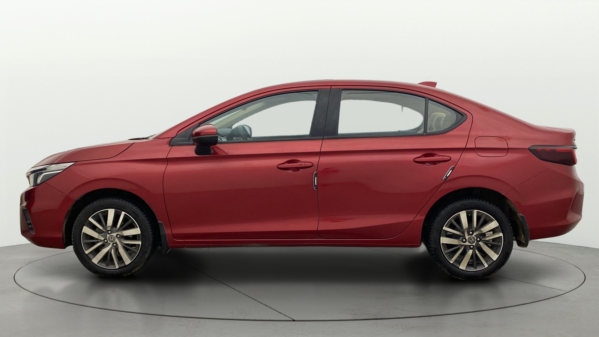View 2021 Honda City ZX MT Diesel Anniversary Edition Image 6 Used 2021 Honda City ZX MT Diesel Anniversary Edition Image 6