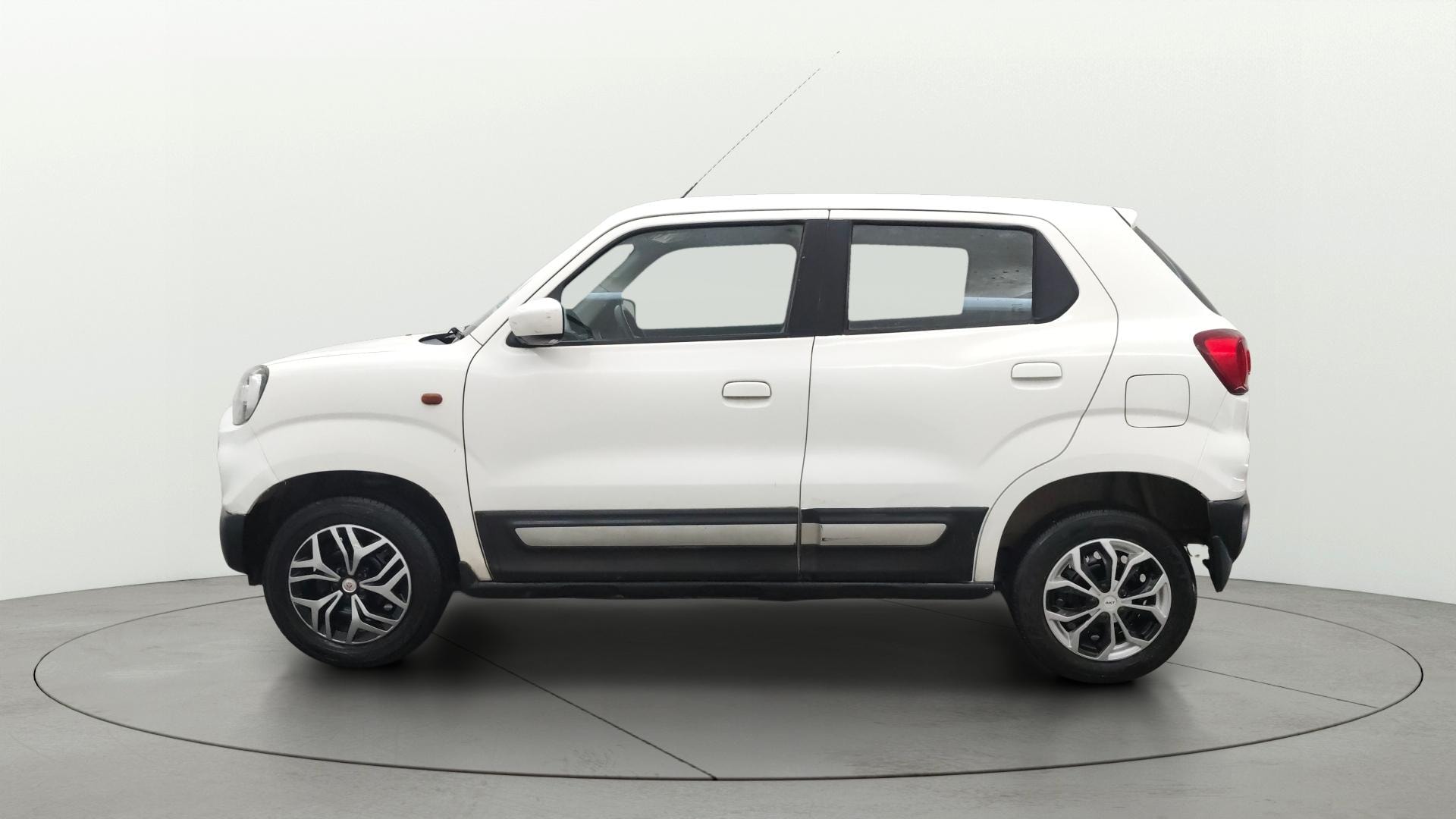 Used 2020 Maruti Suzuki 1000 Used 2020 Maruti Suzuki 1000