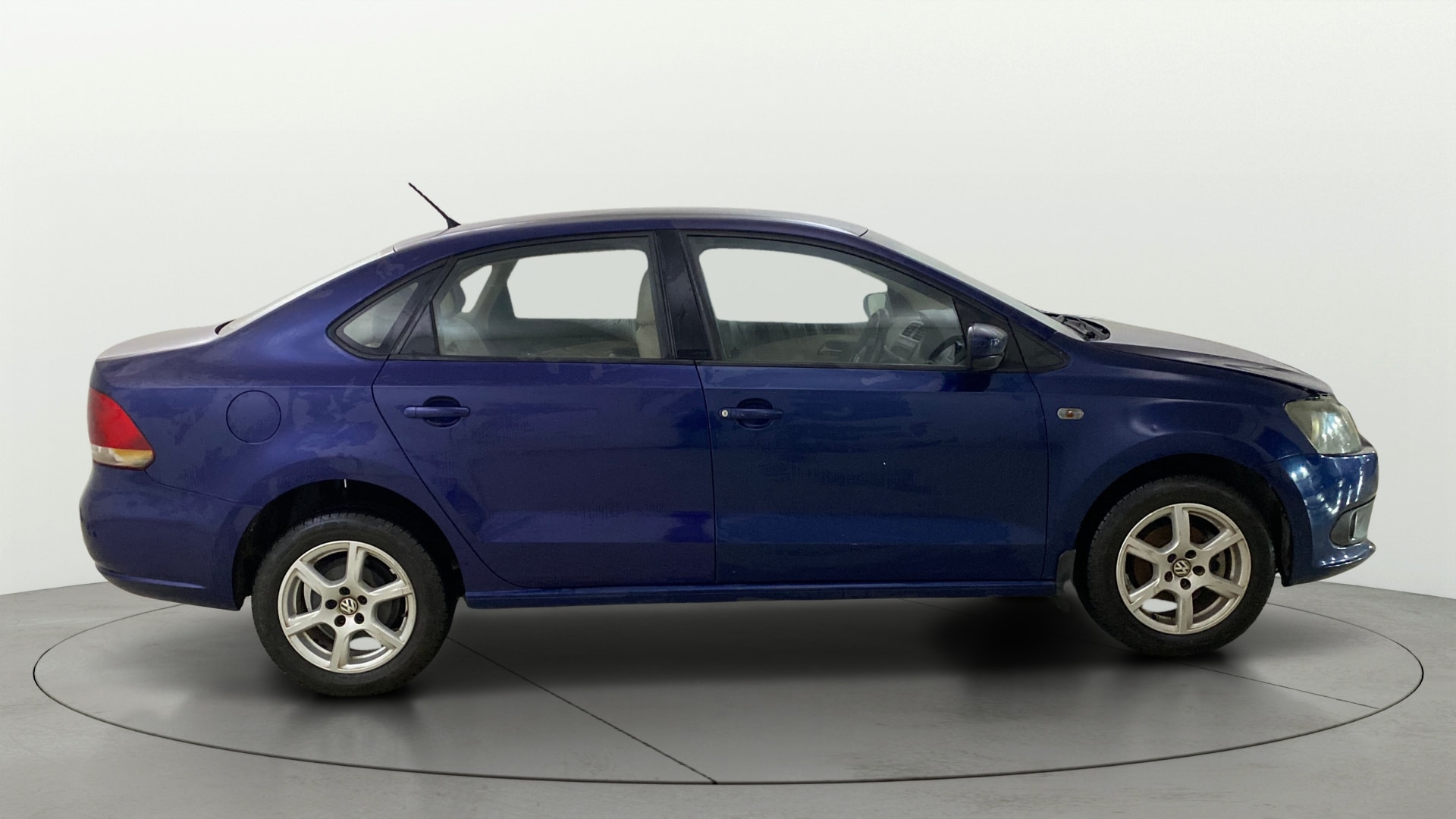 View 2014 Volkswagen Vento 1.2 L TSI Comfortline Petrol AT Image 8 Used 2014 Volkswagen Vento 1.2 L TSI Comfortline Petrol AT Image 8