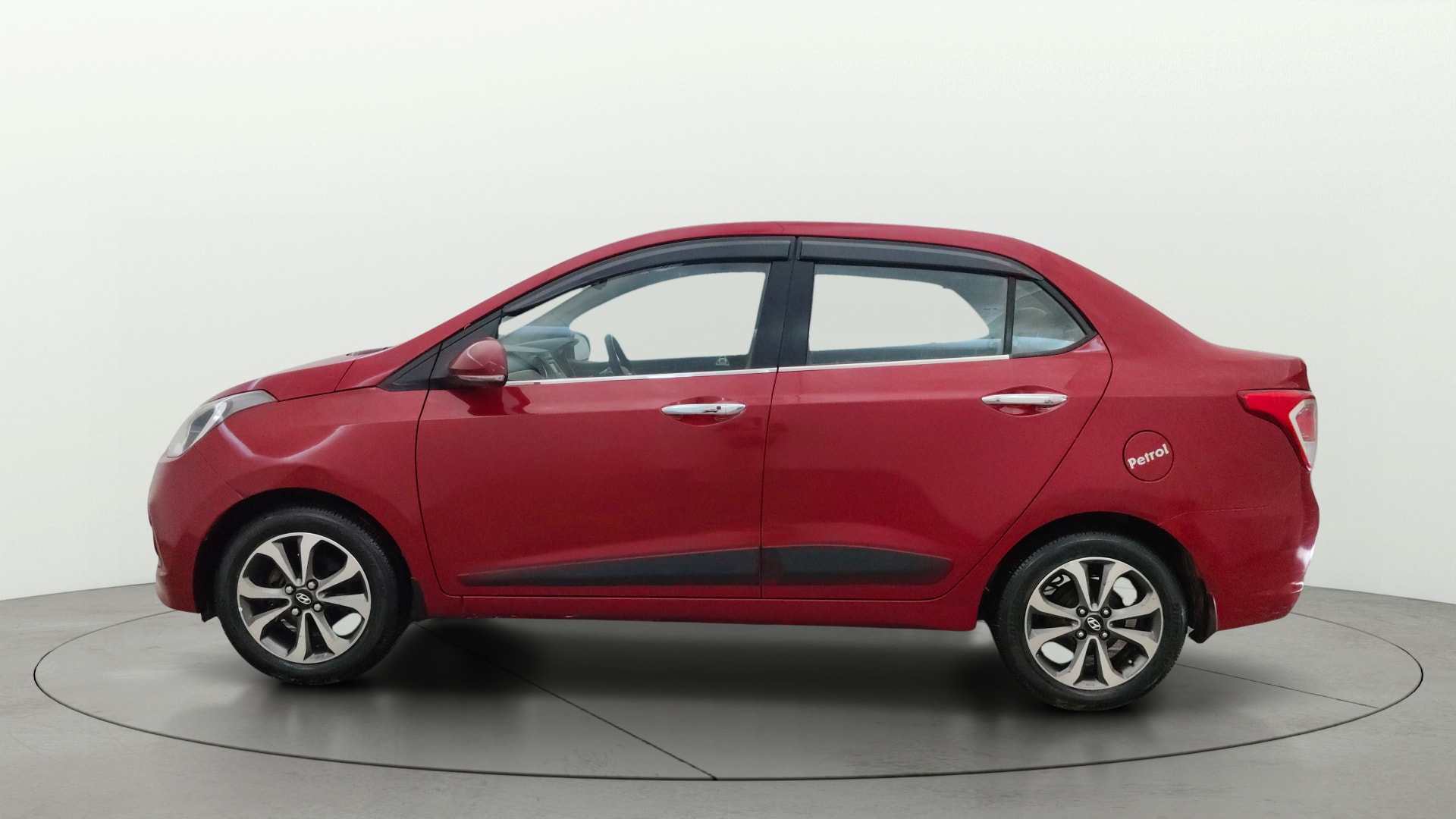 View 2015 Hyundai Xcent SX Petrol (O) Image 5 Used 2015 Hyundai Xcent SX Petrol (O) Image 5
