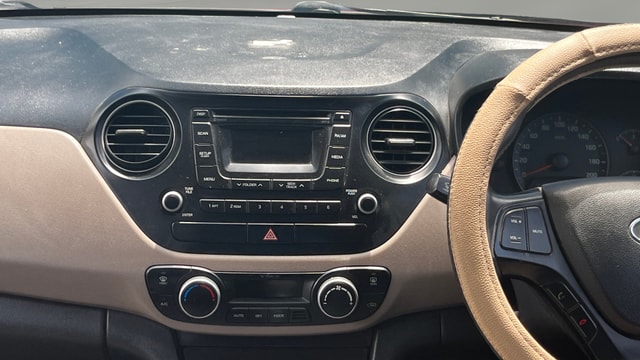 View Hyundai Xcent Image 31 Used Hyundai Xcent Image 31