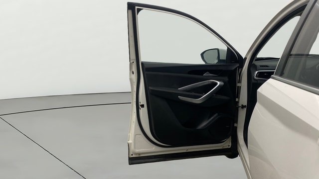 View MG Hector Image 33 Used MG Hector Image 33