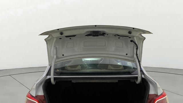 View Hyundai Xcent Image 16 Used Hyundai Xcent Image 16