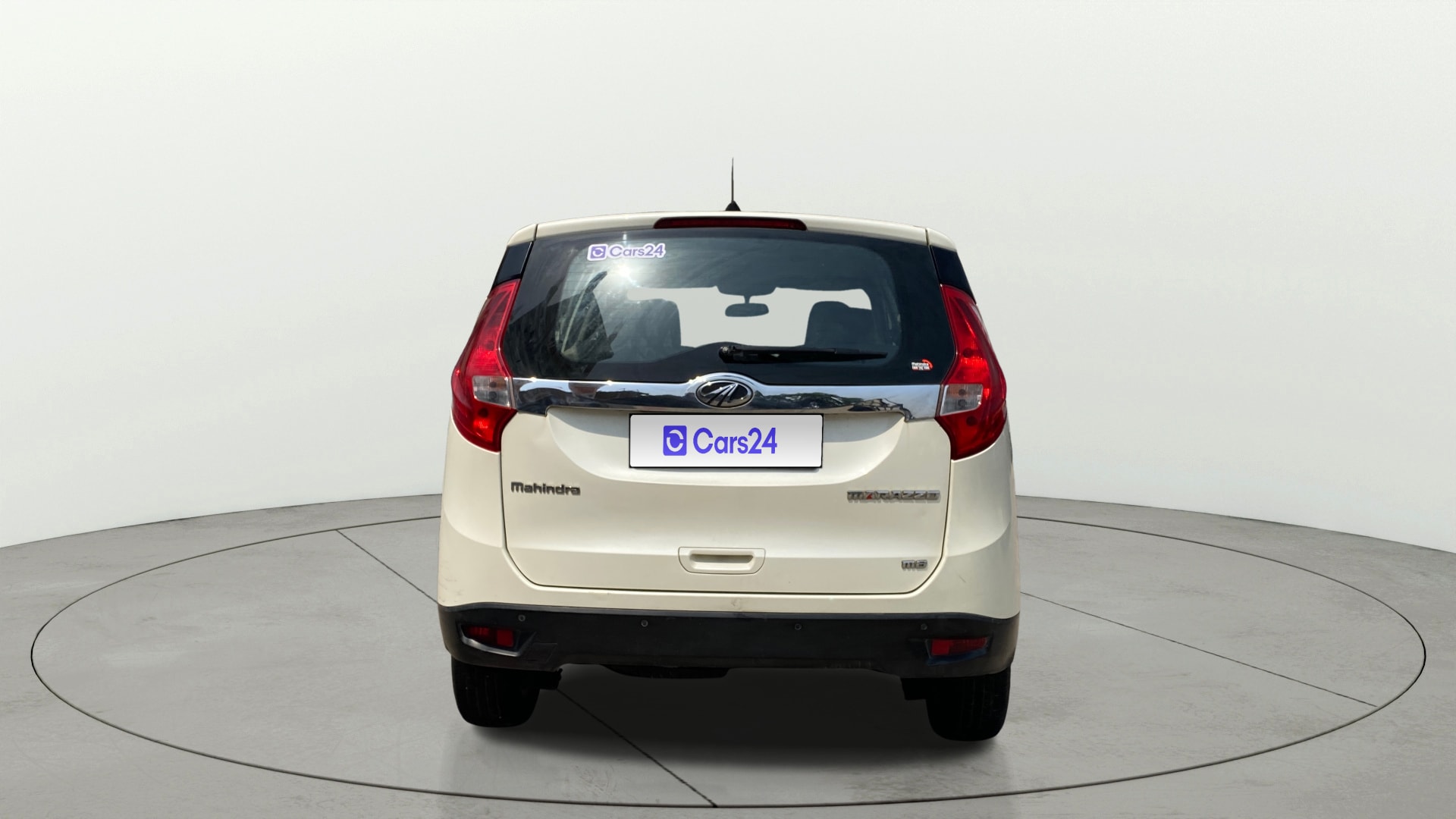 View 2018 Mahindra Marazzo M8 7-Seater Image 43 Used 2018 Mahindra Marazzo M8 7-Seater Image 43