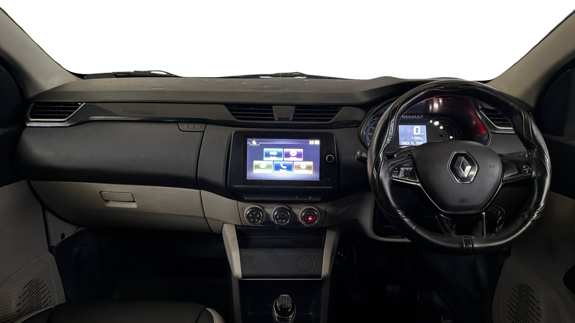 View 2023 Renault Triber RXT Image 16 Used 2023 Renault Triber RXT Image 16