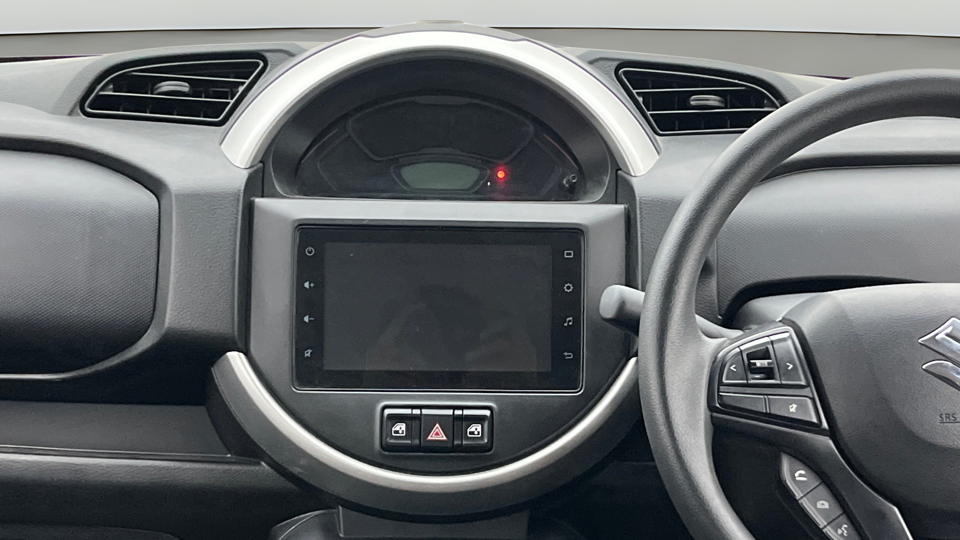 View 2022 Maruti Suzuki 1000 Base Variant Image 30 Used 2022 Maruti Suzuki 1000 Base Variant Image 30