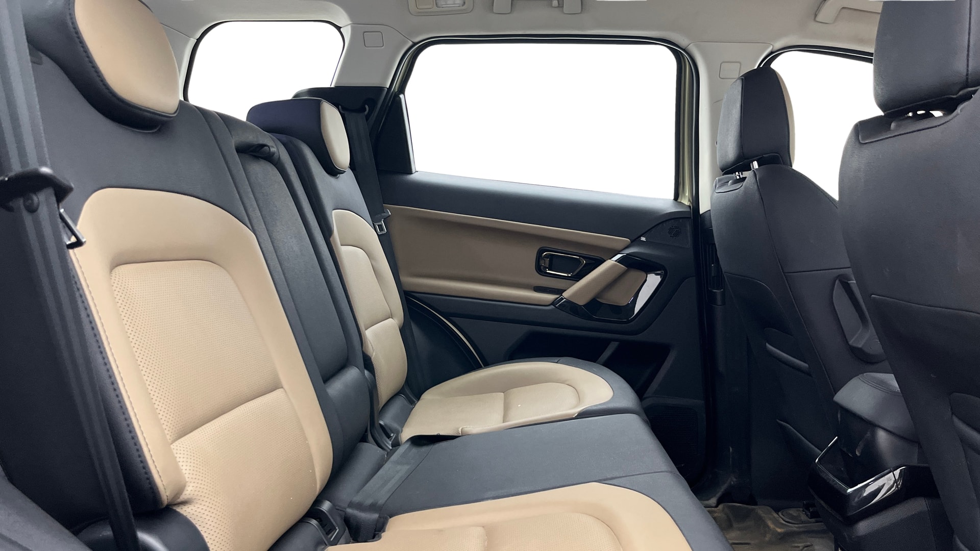 Used 2022 Tata Safari Used 2022 Tata Safari