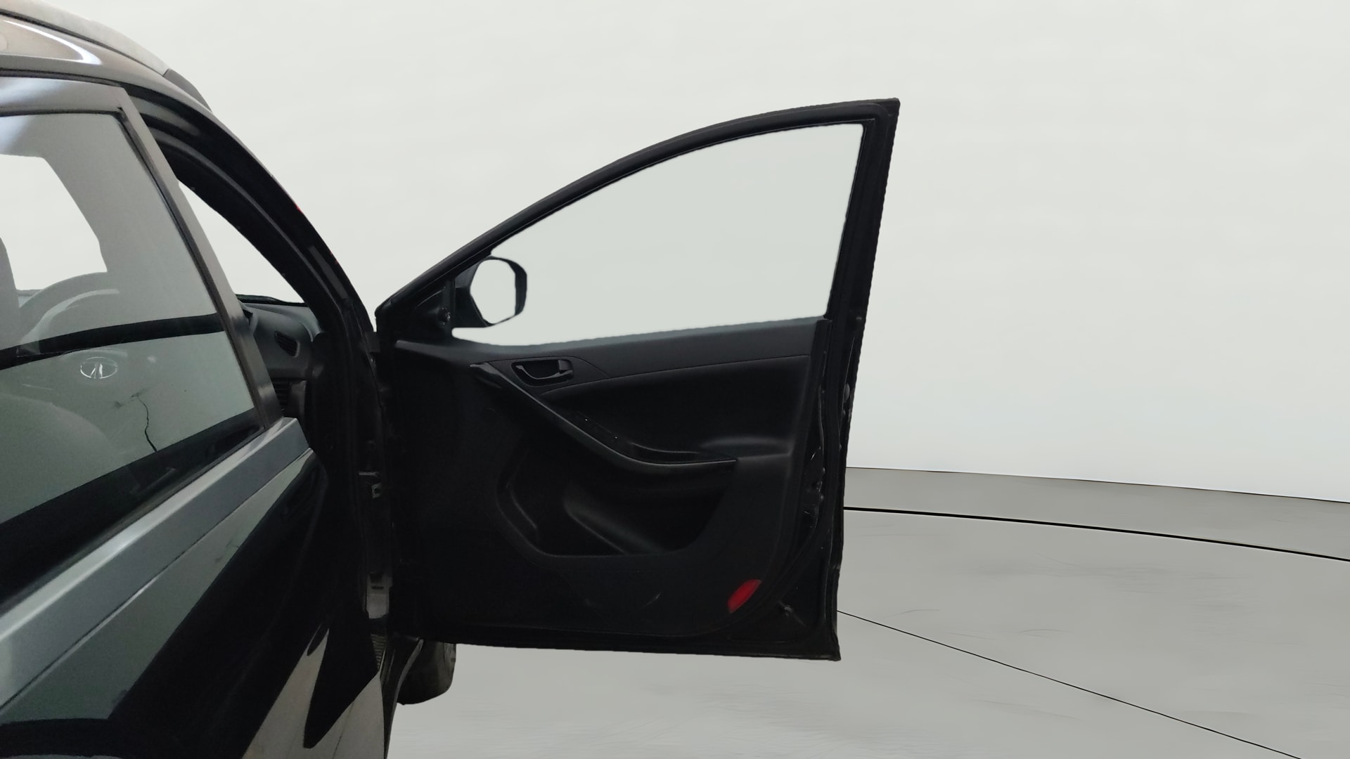 View 2021 Tata Nexon Revotorq XZ Plus Dark Image 46 Used 2021 Tata Nexon Revotorq XZ Plus Dark Image 46