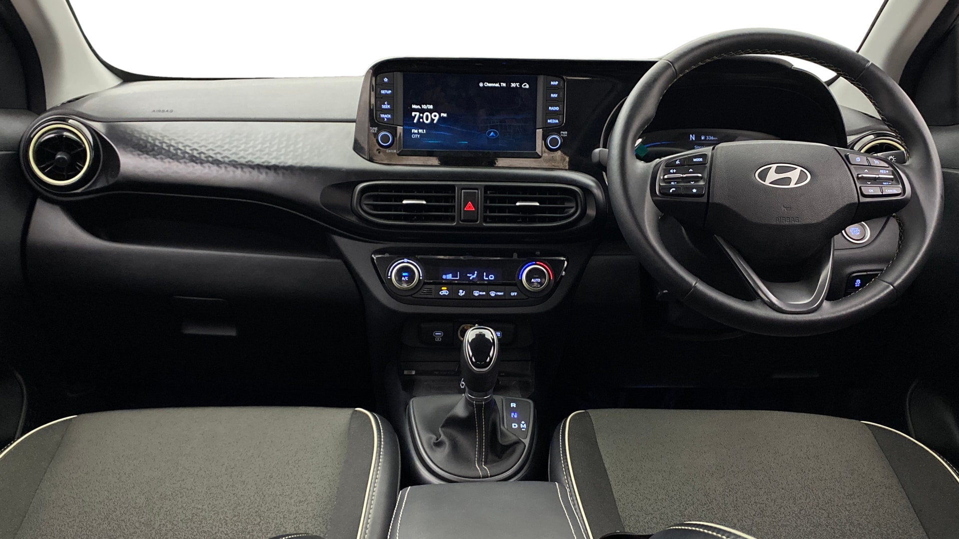 View 2024 Hyundai Exter 1.2 AMT Kappa SX Option Connect Dual Tone Image 16 Used 2024 Hyundai Exter 1.2 AMT Kappa SX Option Connect Dual Tone Image 16